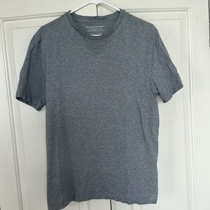 Banana Republic Gray large Authentic Tee